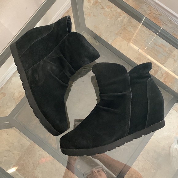 COUGAR Astro Black Silky Suede Hidden Wedge Pull On Waterproof Ankle Boot Bootie - Picture 4 of 11